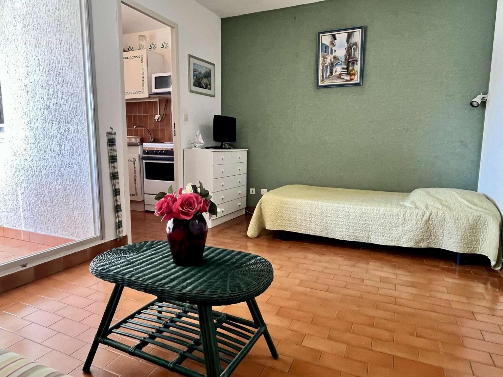 Studio A Argeles-Sur-Mer, 400M De La Plage Et Proche Commerces, Loggia, Animaux Bienvenus, Menage Inclus - Fr-1-225-548 Екстериор снимка