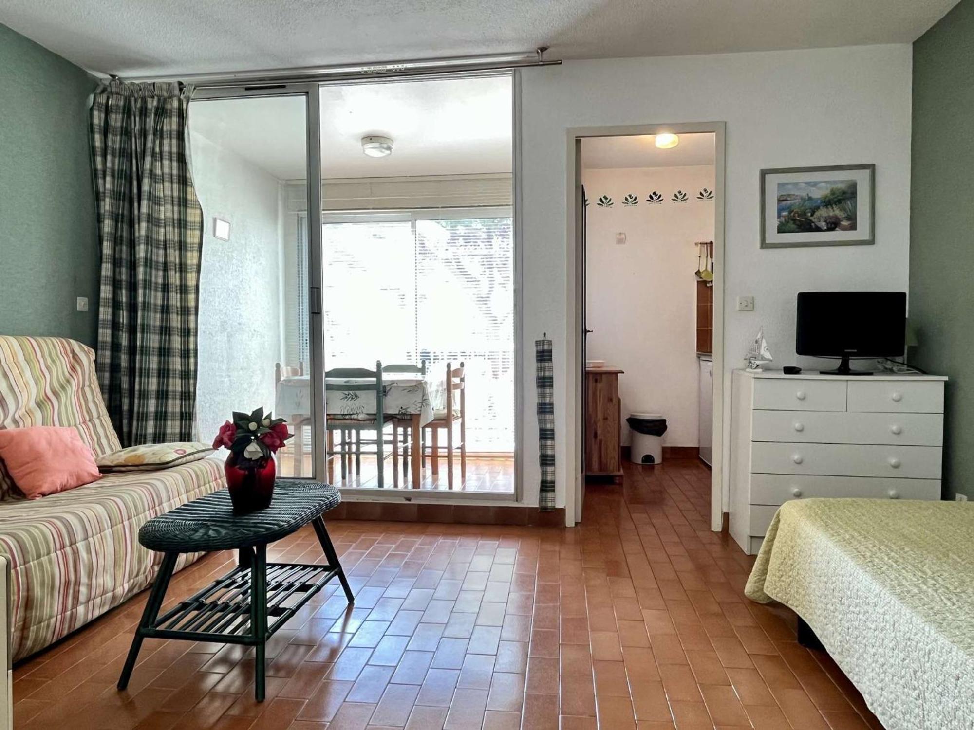 Studio A Argeles-Sur-Mer, 400M De La Plage Et Proche Commerces, Loggia, Animaux Bienvenus, Menage Inclus - Fr-1-225-548 Екстериор снимка